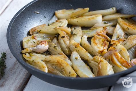 Finocchi in padella con crosticina dorata e pangrattato