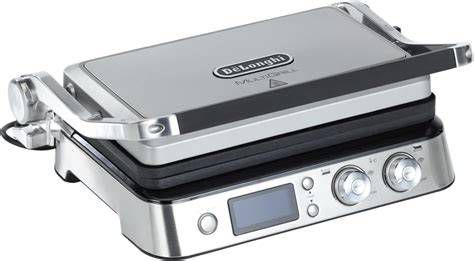 Bistecchiera De'Longhi MultiGrill in funzione su un piano cucina