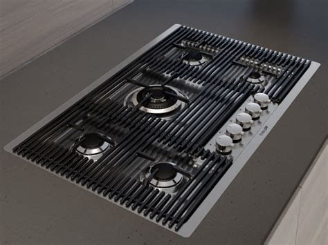 Piano cottura Foster Milanello 5F installato in una moderna cucina professionale