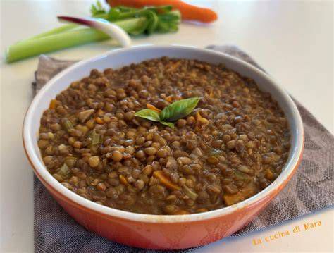 Lenticchie cotte congelate in sacchetti e contenitori