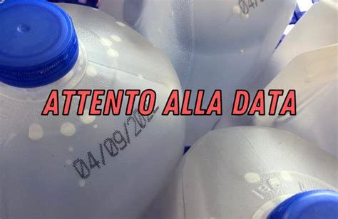 Esempio di bottiglia per gasatore con data di scadenza