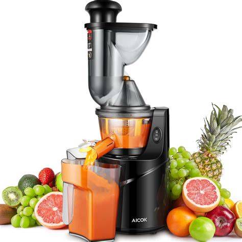 Estrattore di succo a freddo in azione