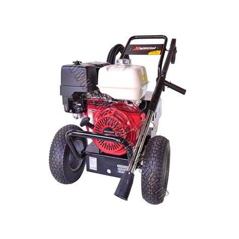 Idropulitrice a scoppio Honda in azione