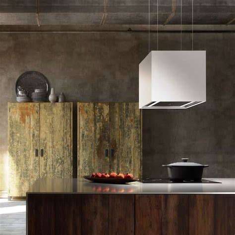 Cappa Faber Lybra Plus installata in una cucina moderna